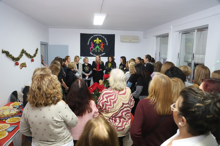El Ayuntamiento entrega una sede a la Asociación Deportiva de Mujeres de San José