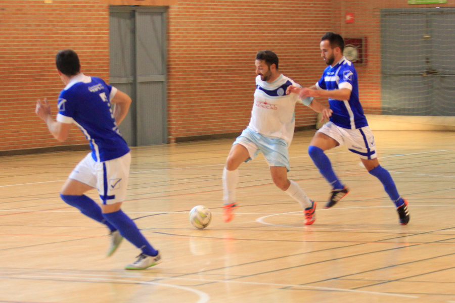 4-3: Refuerza el liderato