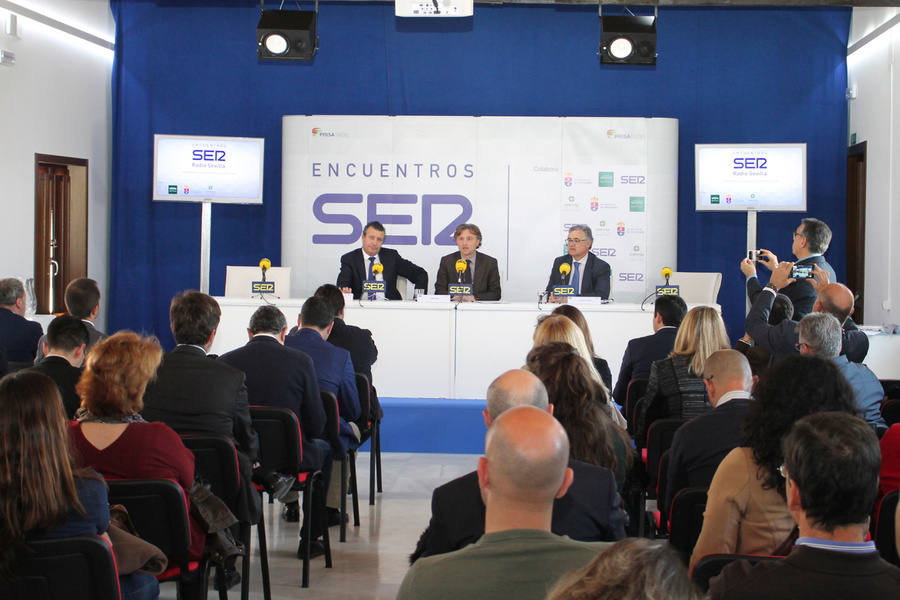 José Fiscal clausura la Jornada sobre la Gran Sevilla en la Hacienda Santa Cruz