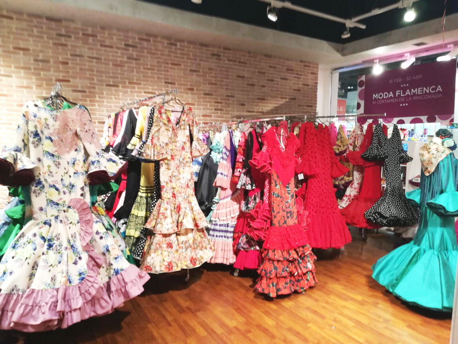 pozo Prueba Bosque La Rinconada Moda Flamenca está presente en Sevilla Fashion Outlet