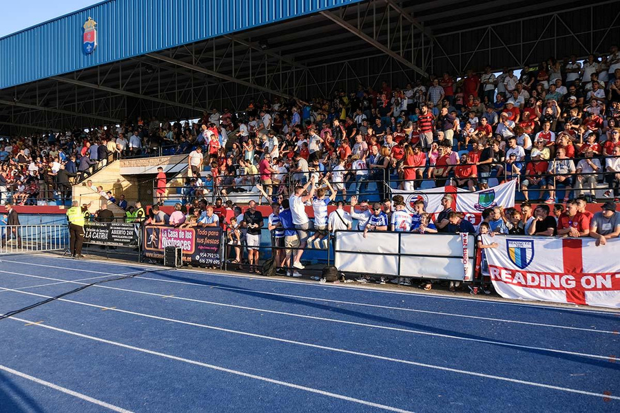 Más de 2.000 personas abarrotan el Felipe del Valle para ver el arranque del Sevilla 2019-2020