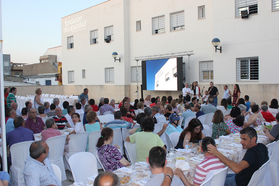 Convivencia en el Centro Ocupacional para celebrar el inicio de las vacaciones