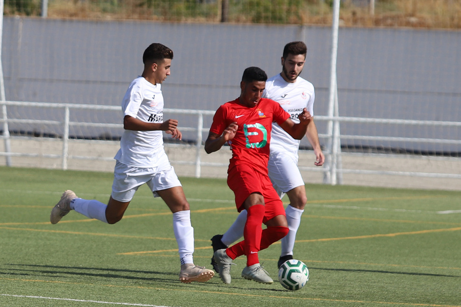 4-0: Golea para aparcar sus problemas
