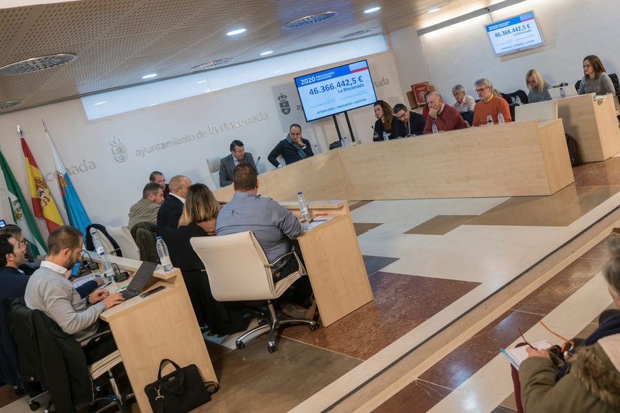 Los Presupuestos de La Rinconada incrementan el esfuerzo en empleo público y planes sociales en casi