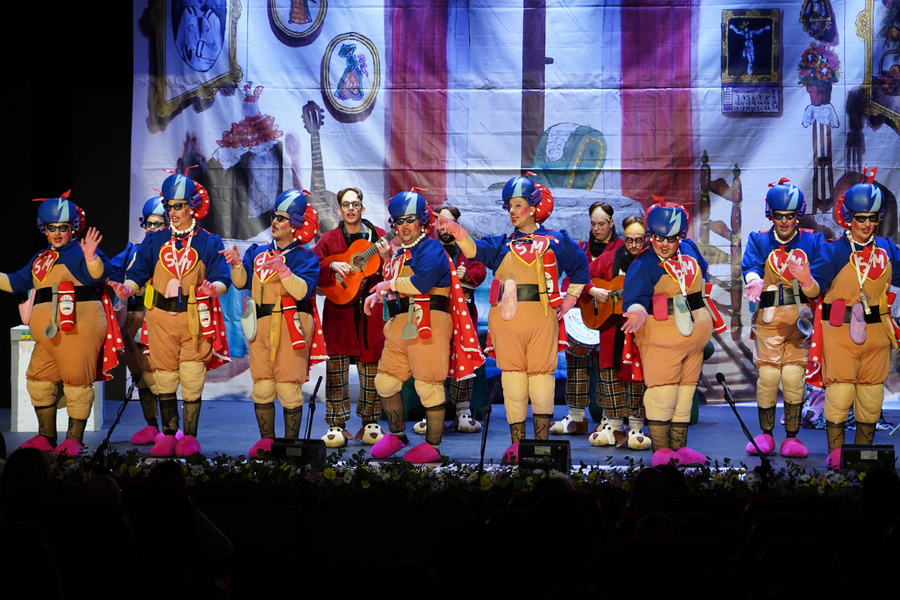 ‘El Arenero’ y ‘Las Supermamás’ se llevan los primeros premios den el Carnaval de La Rinconada
