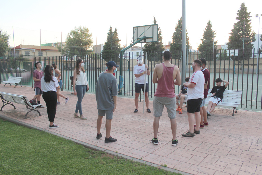 La ‘Patrulla Covid-19’ ha informado a más de 700 jóvenes sobre las medidas sanitarias