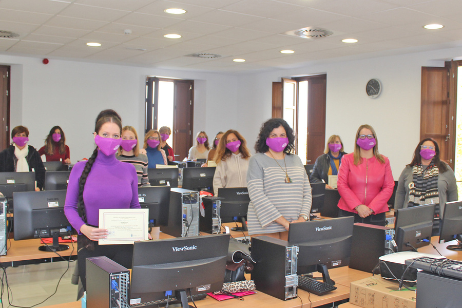 Finalizan los cursos del Aula Permanente en Nuevas Tecnologías del área de Igualdad