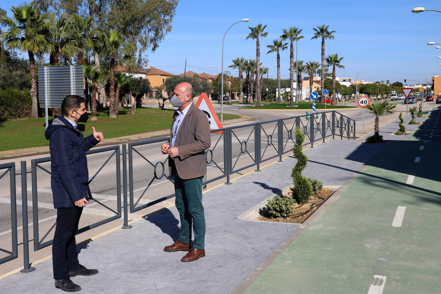 Finaliza la modernización de la entrada a La Rinconada desde Sevilla