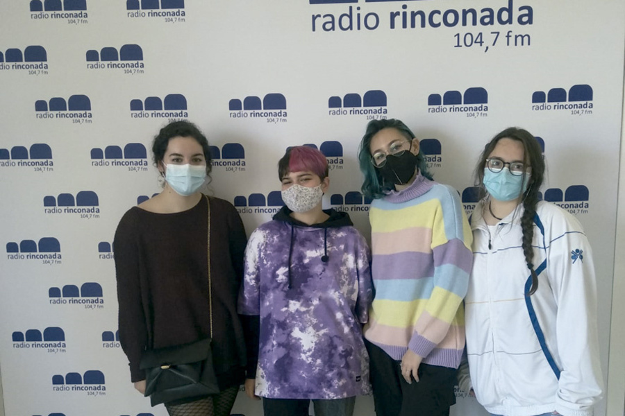 Feminismo joven y tradiciones fuera de nuestras fronteras en 'Andén 21'