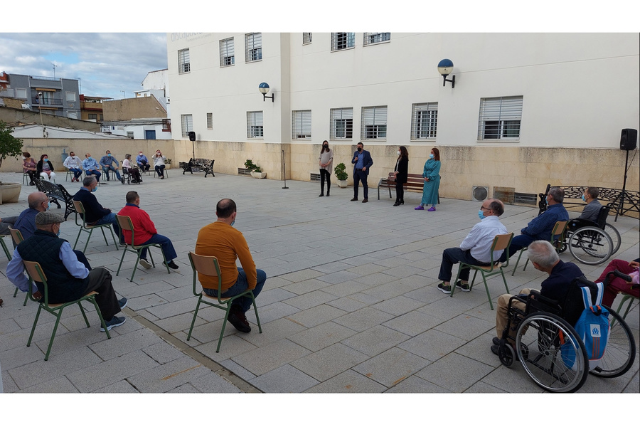 Primera visita del alcalde al Patronato de Personas con Discapacidad desde el inicio de la pandemia