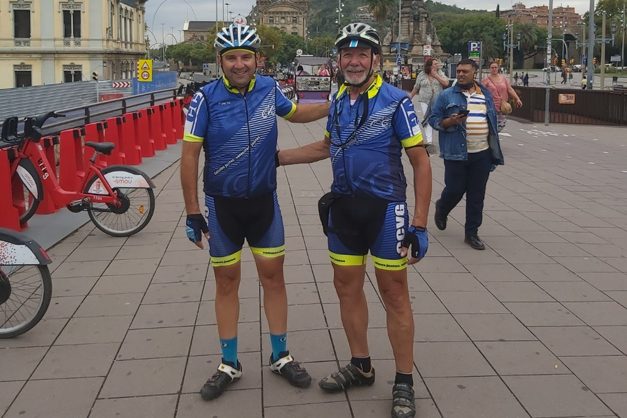 Vuelta a España en bicicleta con La Rinconada por bandera
