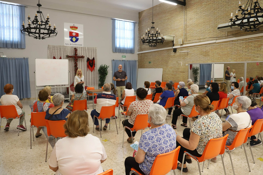Salud organiza una conferencia sobre podología y diabetes