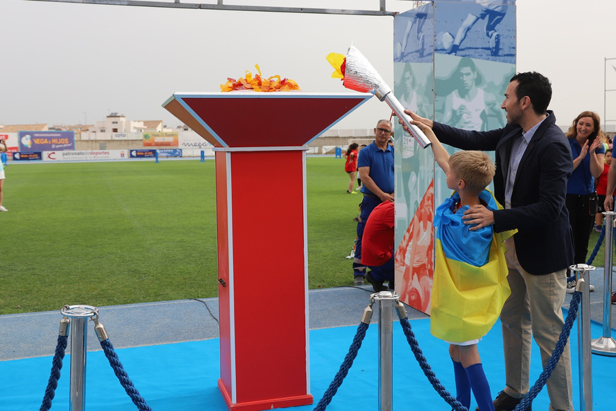El deporte de La Rinconada reivindica la paz a través de las Miniolimpiadas