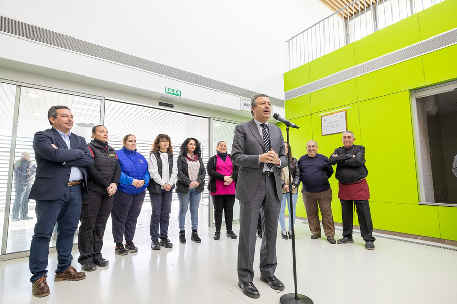 Abre sus puertas el nuevo Mercado de Abastos de La Rinconada