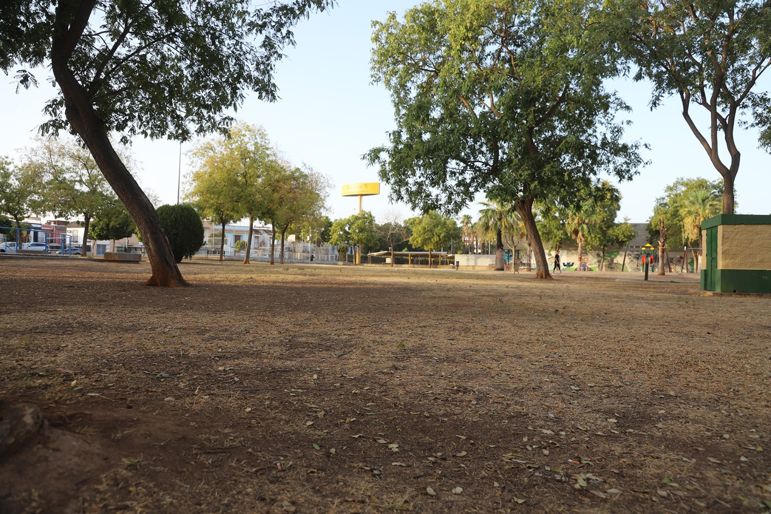 La sequía afecta a las zonas verdes de La Rinconada