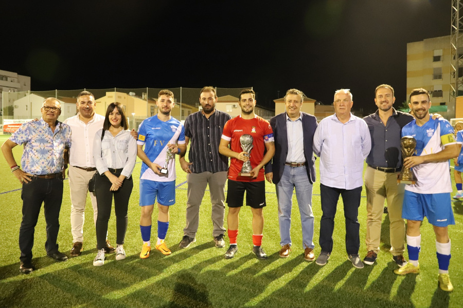 1-0: Kisko deja el Trofeo de la Radio en casa