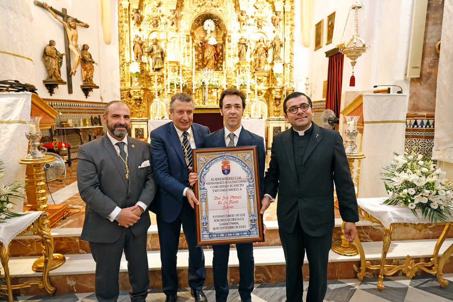 José Manuel de la Fuentes Iglesias da el Pregón de los Dolores Gloriosos apelando al amor de madre de la Virgen para con su pueblo