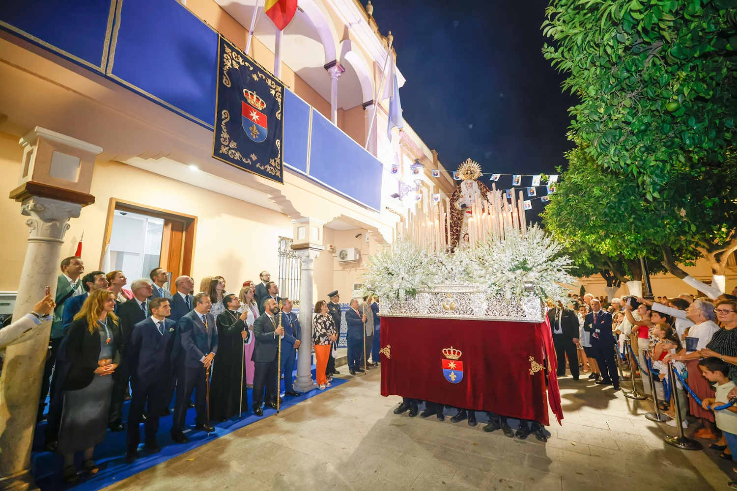 Un inolvidable Dolores Glorioso arropado por su pueblo