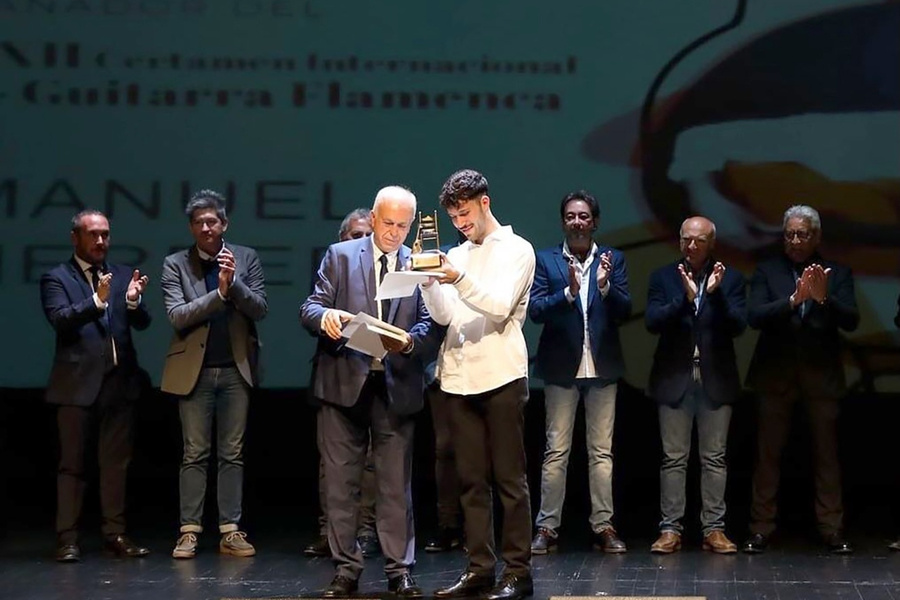 Manuel Herrera, hijo, gana el XXII Certamen Internacional de Guitarra Flamenca ‘Ciutat de L’Hospitalet’
