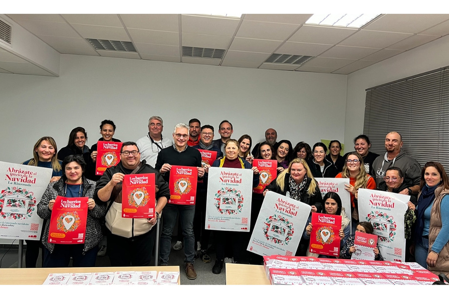‘Abrázate al inicio de la Navidad en La Rinconada’ con el comercio local