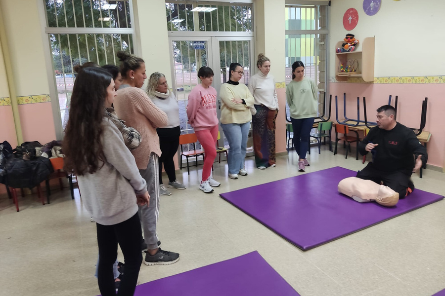 El Ayuntamiento continúa con la formación en Primeros Auxilios en las Escuelas Infantiles Municipales