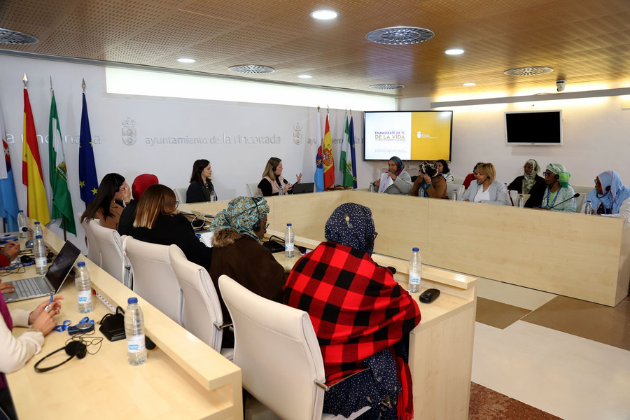 Políticas de Marruecos, Mauritania y Túnez visitan el municipio para conocer las buenas prácticas del área de Igualdad