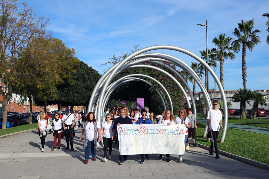 Decenas de personas reclaman empatía y sensibilización para el tratamiento de la Fibromialgia