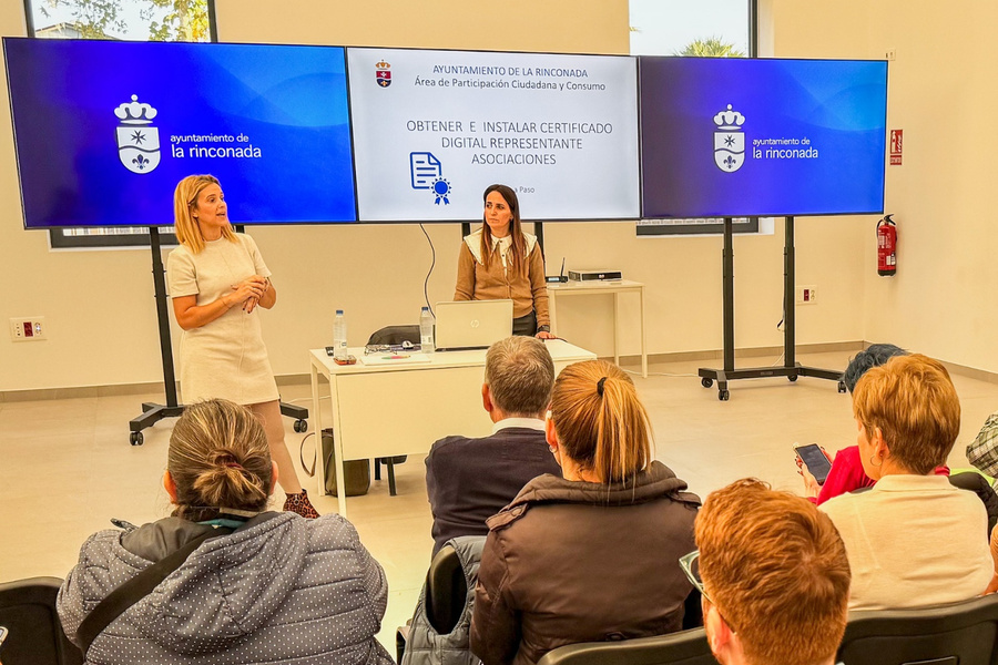 Participación Ciudadana realiza un taller para las asociaciones locales para la obtención de certificado digital