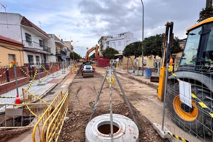 Comienzan las obras de Emasesa para mejorar las redes en el núcleo de San José