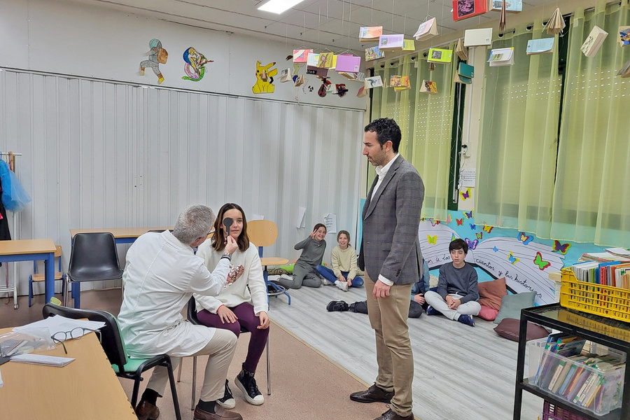 El área de Salud organiza revisiones oculares para alumnado 3º y 6º de Primaria