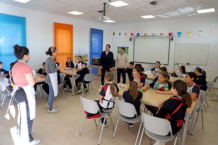 El área de Salud pone en marcha talleres de cocina y educación alimentaria para alumnado de 5º de Primaria