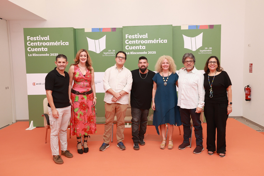 Letras que cruzan el Atlántico: La Rinconada acoge el Festival Literario Centroamérica Cuenta