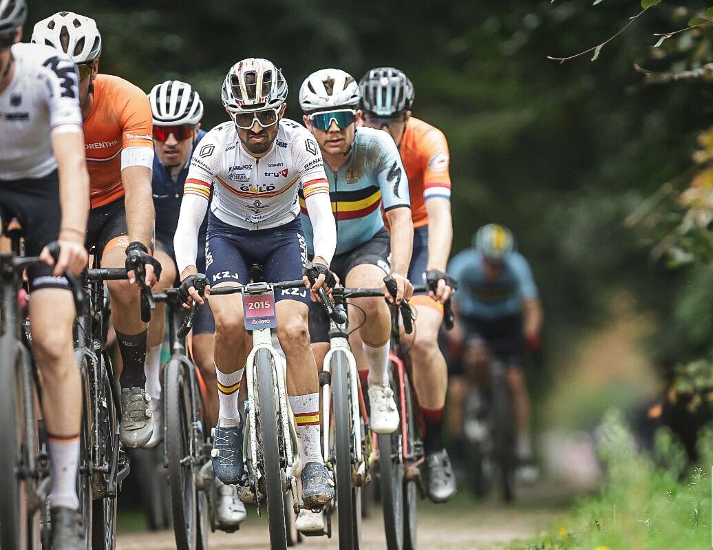 Loren Herrera, mejor español de su categoría en su primer Mundial de Gravel