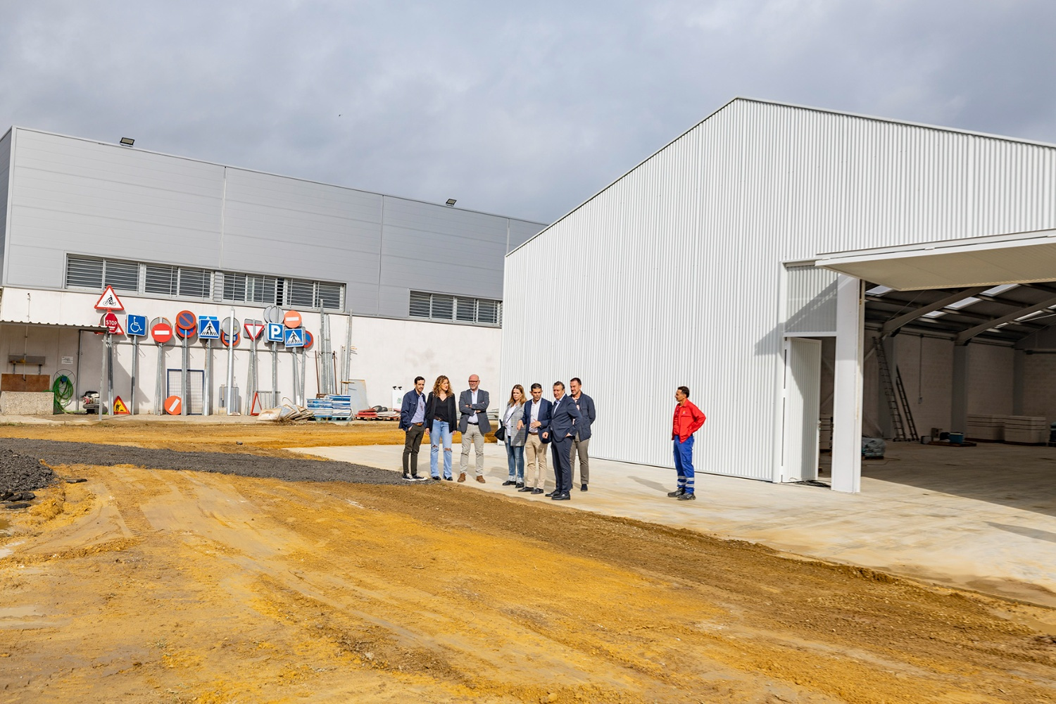 En servicio, la nave de limpieza en la sede de Servicios Generales