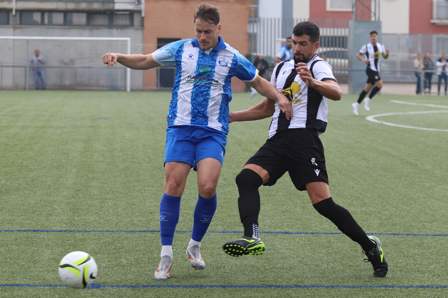 0-0: Mantiene las distancias