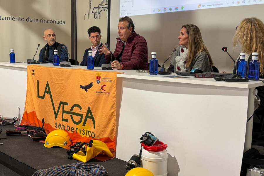 La Vega Senderismo celebra su X Aniversario con dos intensas jornadas de convivencia, deporte y superación