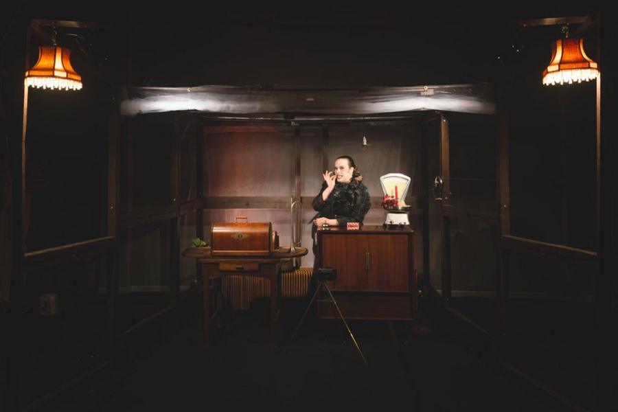 Estefanía de Paz: “El teatro es un ritual que crea un círculo infinito de escucha, atención, emoción y lágrimas”