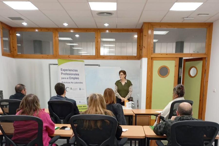 Alto éxito de inserción: El programa de prácticas no laborales de La Rinconada consolida el puente entre desempleados y empresas