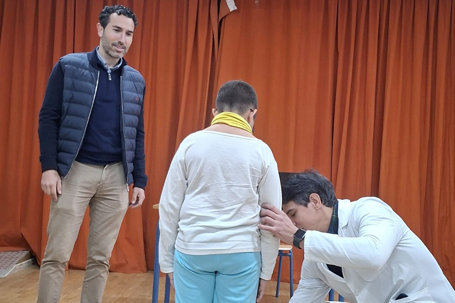 El área de Salud refuerza la prevención escolar con tecnología de vanguardia para analizar la pisada y la postura de los alumnos