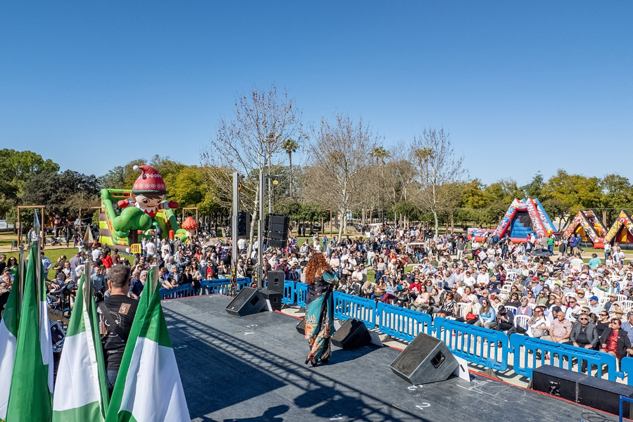 El parque Dehesa Boyal acoge la celebración del Día de Andalucía