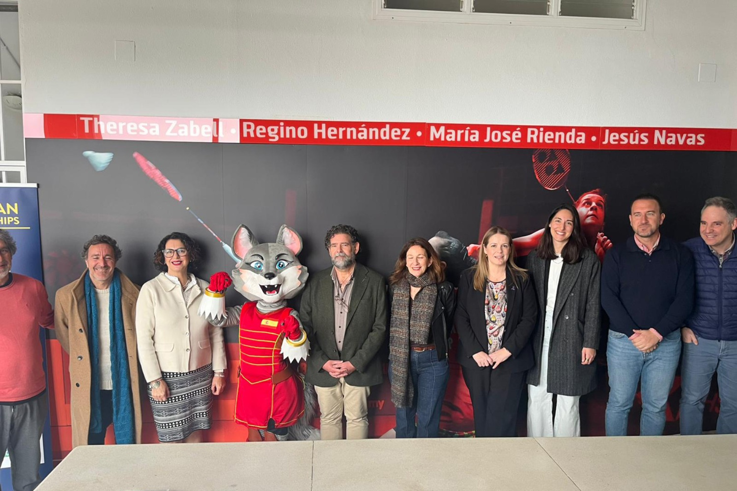 El IES Carmen Laffón acoge la presentación de las jornadas por la igualdad en el bádminton