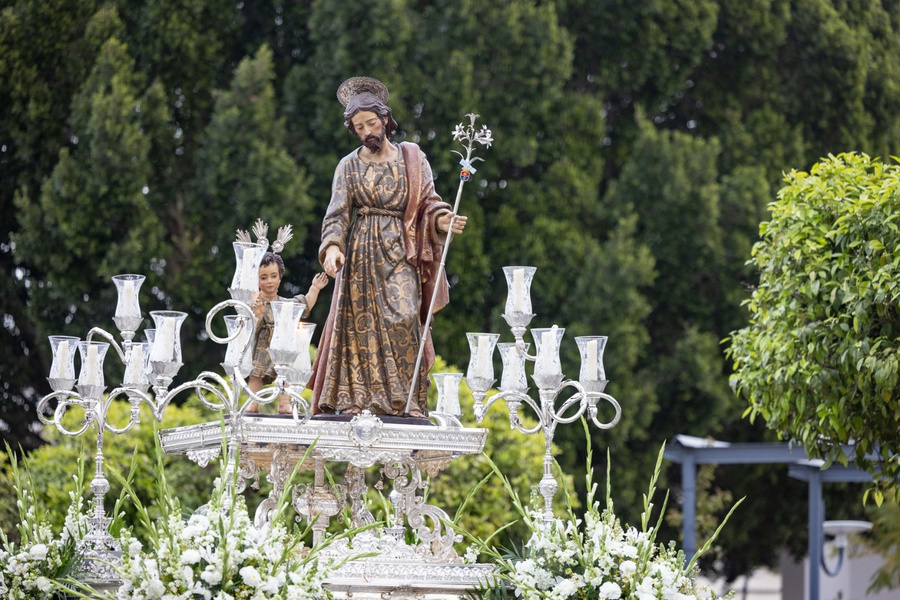 San José volvió a recorrer su barrio entre la emoción, la fe y la amenaza de la lluvia