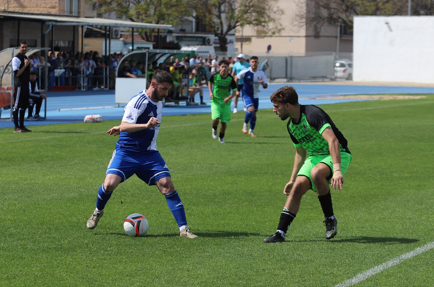 1-2: Entra en barrena