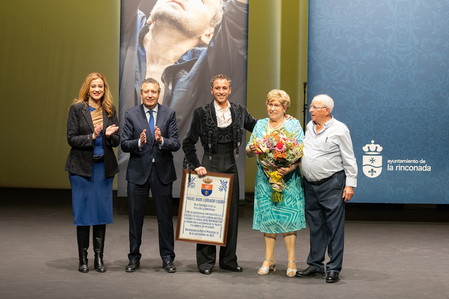 “Ser Hijo Predilecto de La Rinconada no es sólo un honor, es un compromiso con el trabajo, con la creación y con mi pueblo”
