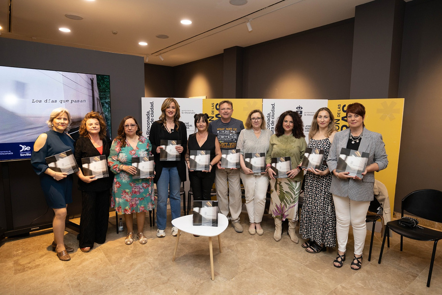 La Rinconada convierte la fotografía en lectura: el Aula de Fotografía presenta un fotolibro con relatos sonoros de sus autores