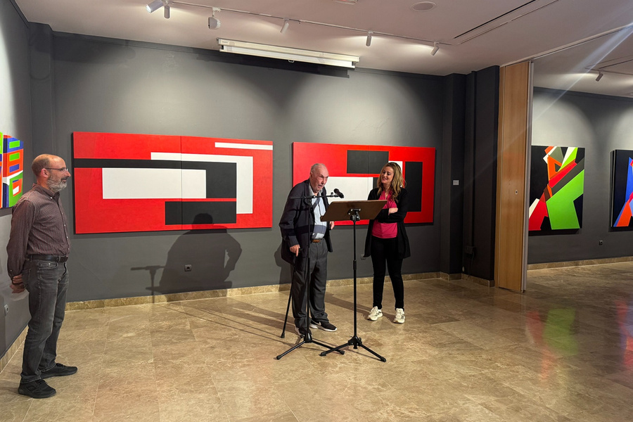 La Sala Maga alberga la exposición ‘Hacia los límites de la abstracción geométrica’ del pintor Antonio Jiménez Sosa