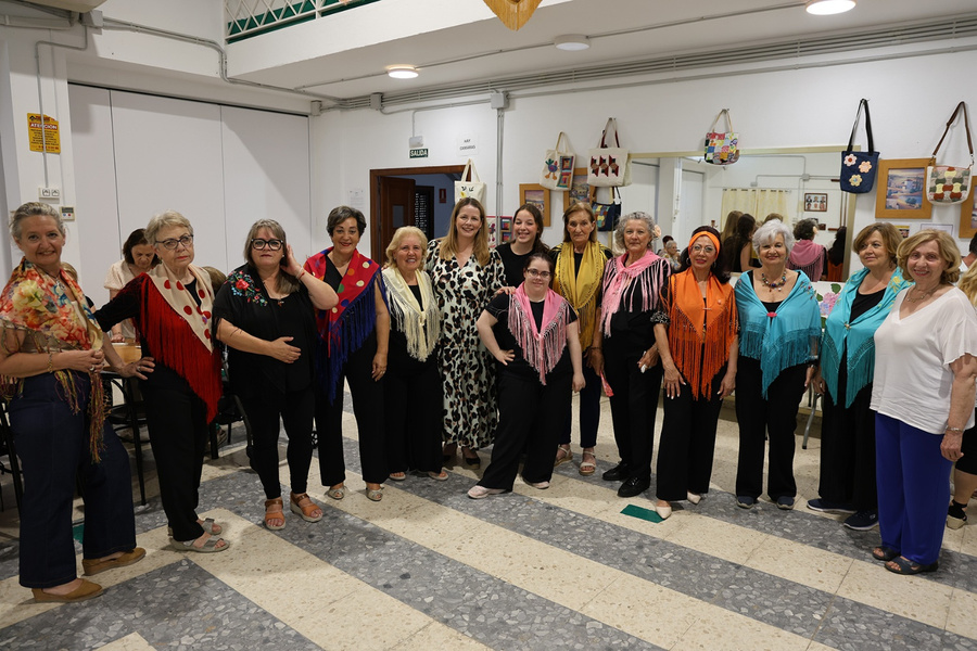 El CPA ‘20 de julio’ clausura sus talleres con una tarde de convivencia