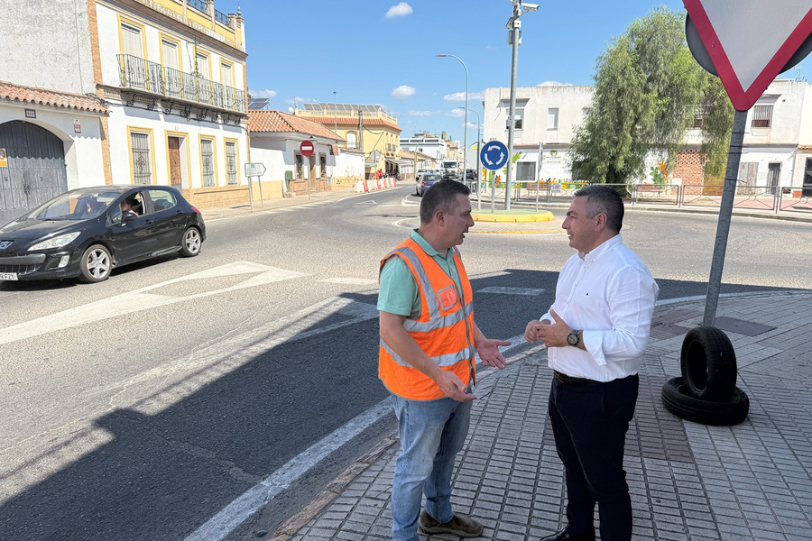 Un tercer carril en El Rancho para agilizar el tráfico en dirección a Alcalá del Río