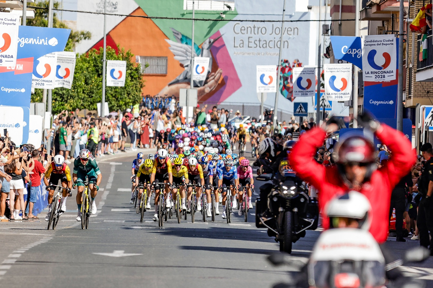 La Vuelta rememora la pasión por el ciclismo en La Rinconada