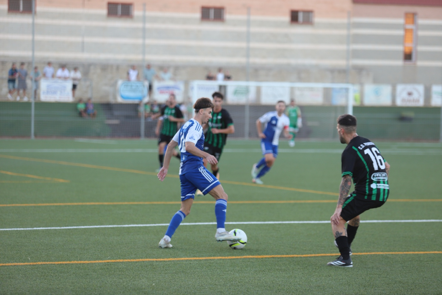 2-1: La primera en la frente